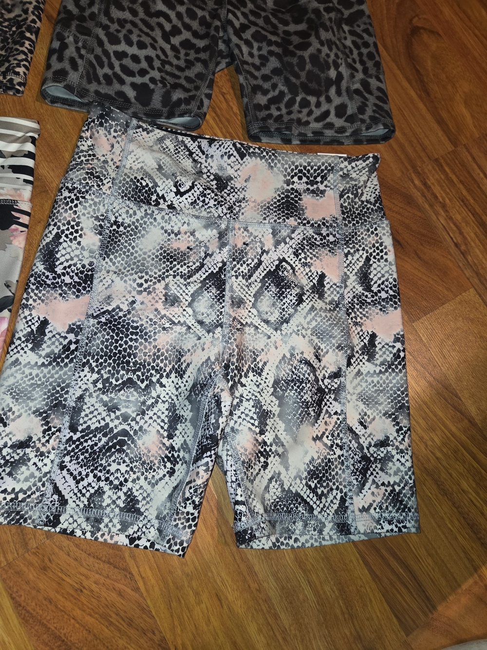 Jessica Simpson Athletic Bike Shorts Bundle - Picture 2 of 6